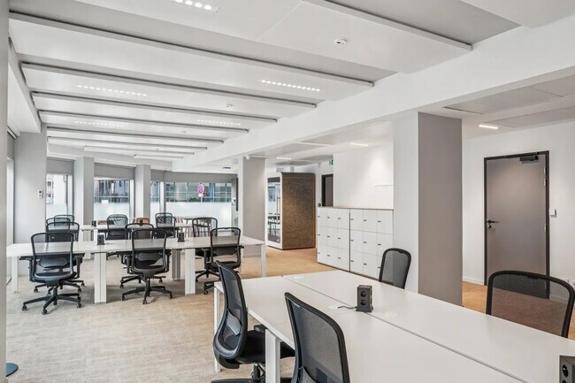 Plus de détails pour 16 Rue Juliette Récamier, Lyon - Bureau à louer