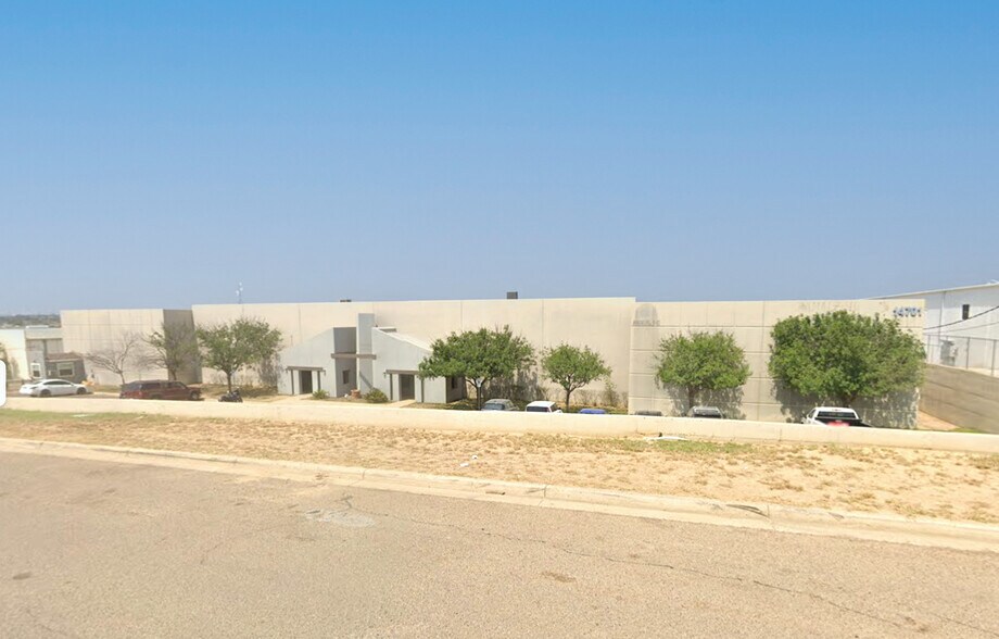 14701 Atlanta Dr, Laredo, TX à louer - Photo de l’immeuble – Image 1 sur 2