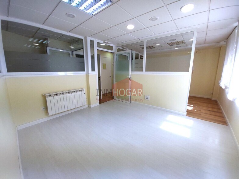 Immeuble residentiel dans Ávila, Ávila à vendre - Photo de l’immeuble – Image 3 sur 6
