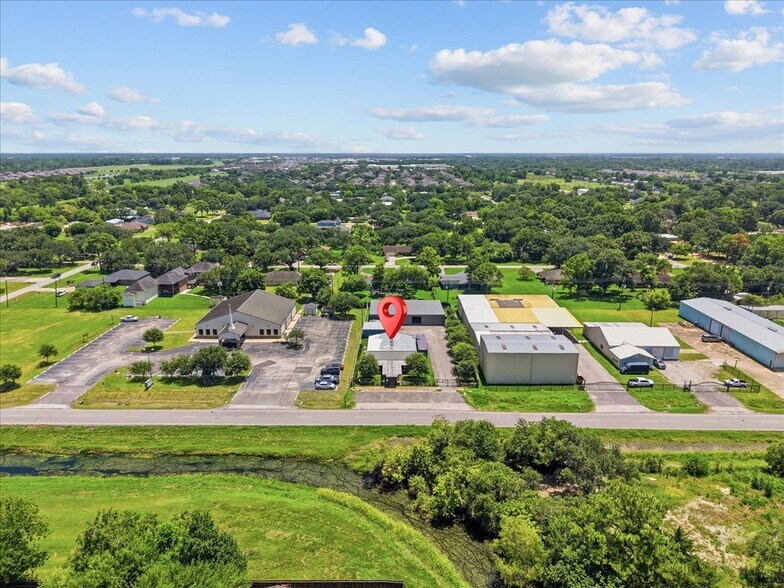 2113 Garden Rd, Pearland, TX à vendre - Photo de l’immeuble – Image 3 sur 42