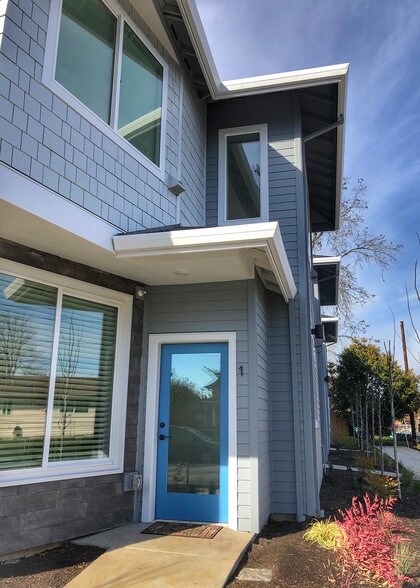 7025-7045 N Mohawk Ave, Portland, OR à vendre - Photo de l’immeuble – Image 3 sur 22