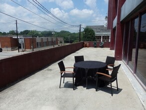 1612 Cleveland Ave, Atlanta, GA à louer Photo intérieure– Image 2 sur 6