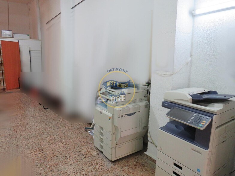 Local commercial dans València à vendre - Photo de l’immeuble – Image 2 sur 6