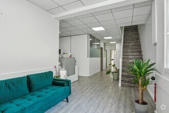 35 Rue Des Chantiers, Versailles à louer Photo intérieure– Image 2 sur 3