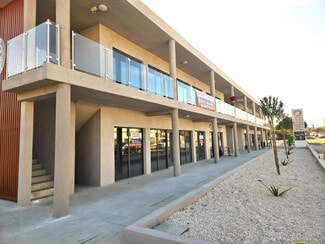 Plus de détails pour Local commercial à louer