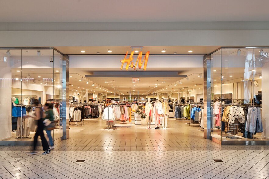 1299 Galleria, Riverside, CA à louer - Photo de l’immeuble – Image 3 sur 11