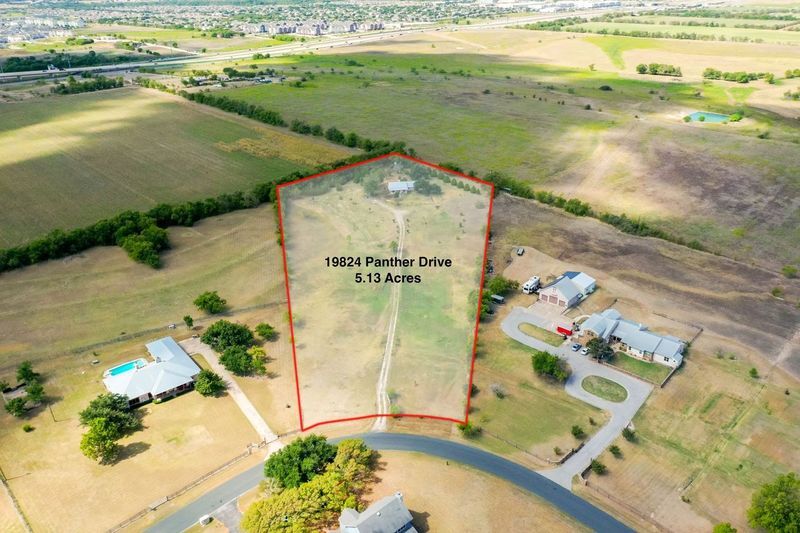 Panther Dr portefeuille de 2 biens à vendre sur LoopNet.fr - Photo principale – Image 1 sur 1