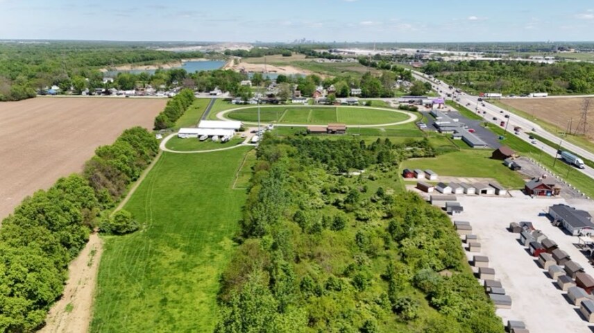 6515 S High St, Lockbourne, OH à vendre - Photo de l’immeuble – Image 2 sur 19