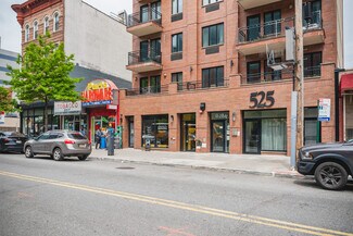 Plus de détails pour 525 Myrtle Ave, Brooklyn, NY - Local commercial à louer