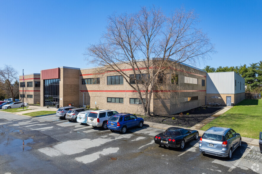 55 Lukens Dr, New Castle, DE à louer - Photo de l’immeuble – Image 2 sur 5