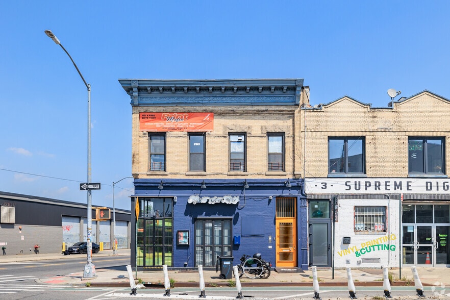 1 Knickerbocker Ave, Brooklyn, NY à louer - Photo principale – Image 1 sur 12