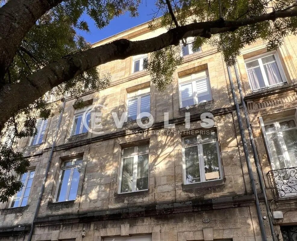 Bureau dans Bordeaux à louer Photo de l’immeuble– Image 1 sur 8