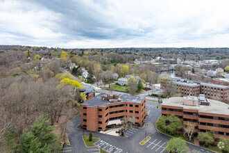 70 Walnut St, Wellesley, MA - VUE AÉRIENNE  vue de carte