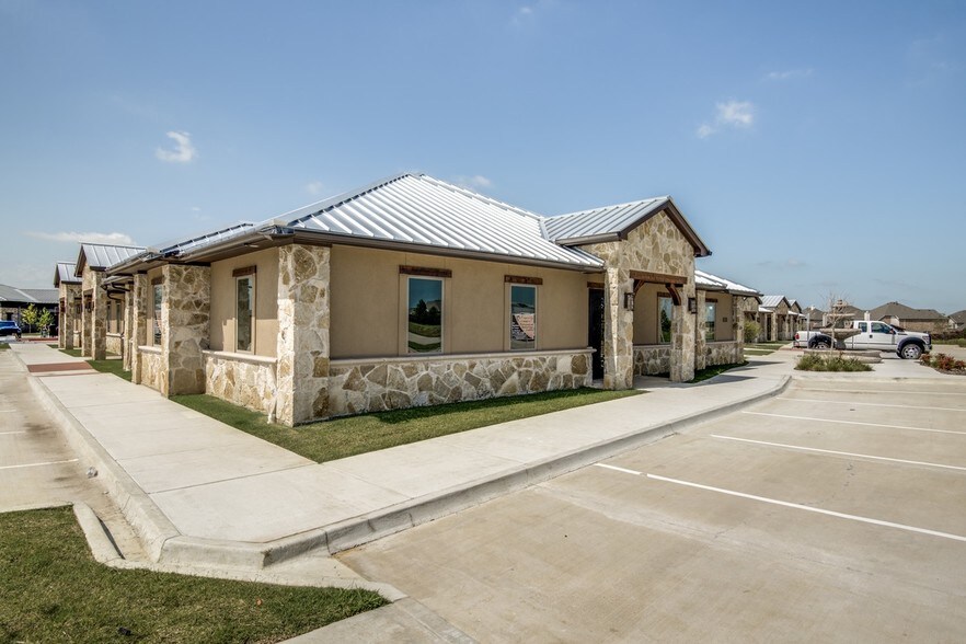 255 W Lebanon, Frisco, TX à vendre - Photo de l’immeuble – Image 3 sur 9