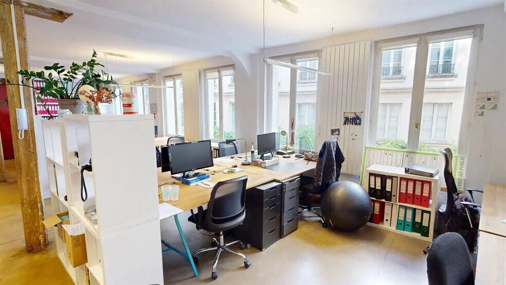 Bureau dans Paris à vendre - Photo de l’immeuble – Image 3 sur 19
