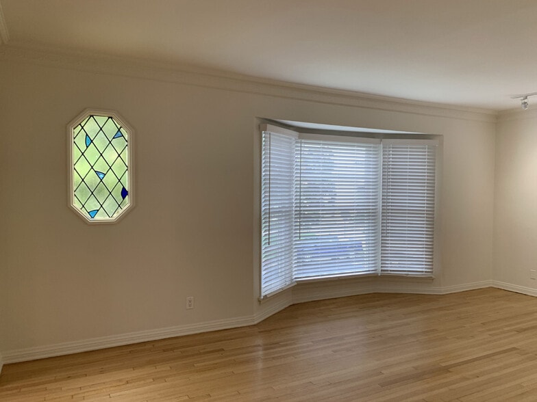 1042 S Bedford St, Los Angeles, CA à vendre - Photo intérieure – Image 2 sur 9