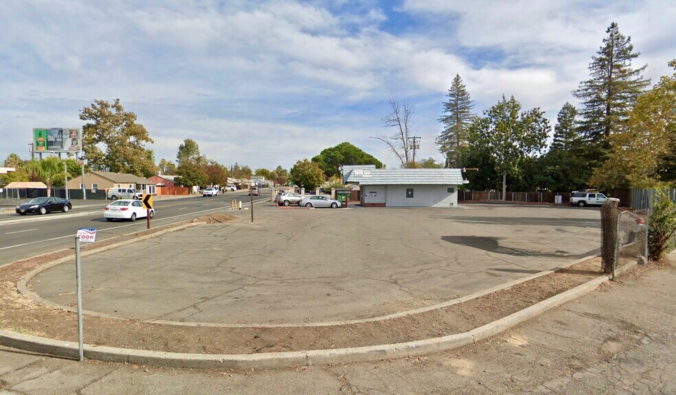 2200 Marconi Ave, Sacramento, CA à vendre - Photo de l’immeuble – Image 3 sur 4