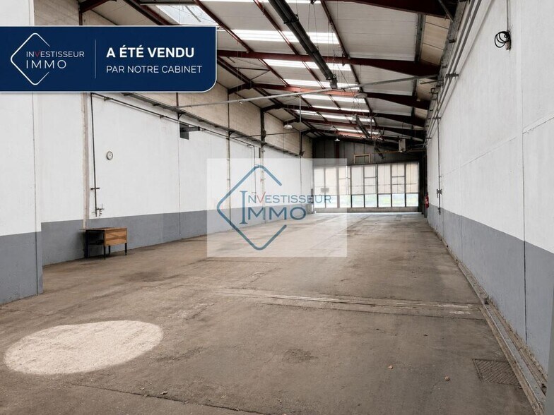 Industriel/Logistique dans Bois Le Roi à vendre - Photo de l’immeuble – Image 1 sur 5