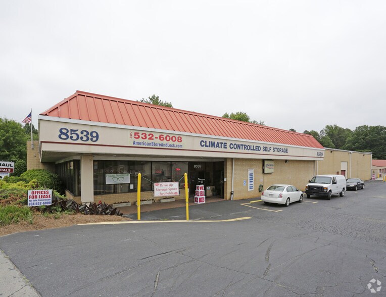 8539 Monroe Rd, Charlotte, NC à louer - Photo de l’immeuble – Image 2 sur 6