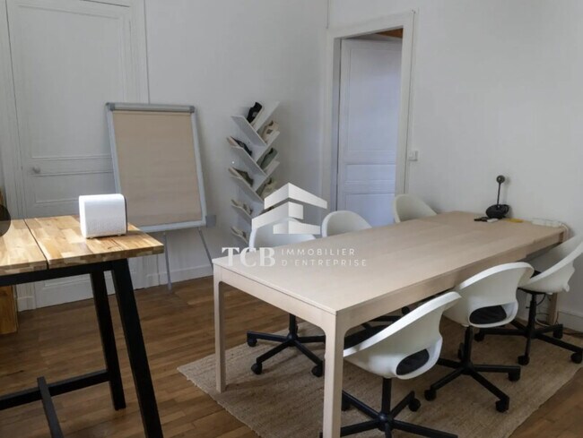 Plus de détails pour Bureau à louer