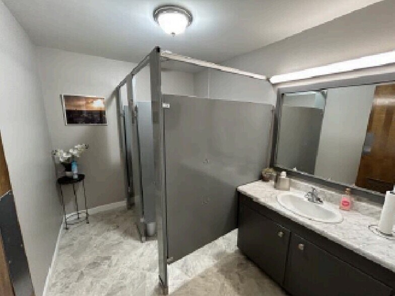 1625 S 6th St, Springfield, IL à vendre - Photo de l’immeuble – Image 2 sur 20