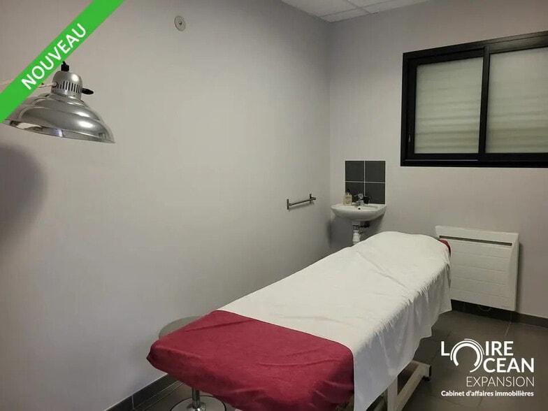 Bureau dans Paimboeuf à vendre - Photo de l’immeuble – Image 2 sur 6