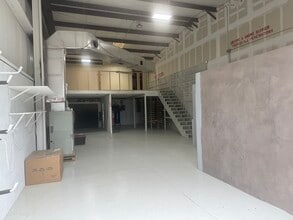 9556 Historic Kings Rd S, Jacksonville, FL à louer Photo intérieure– Image 1 sur 4