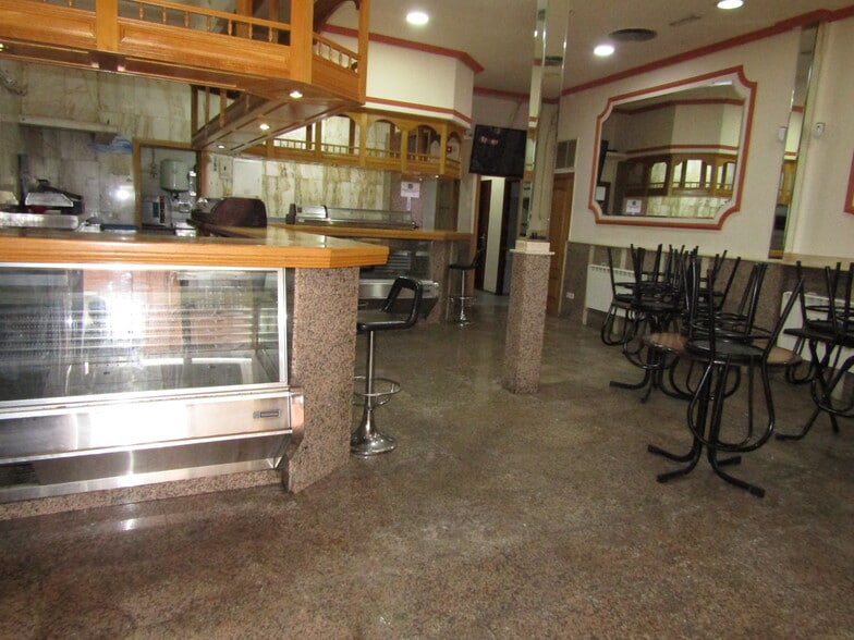 View Photo