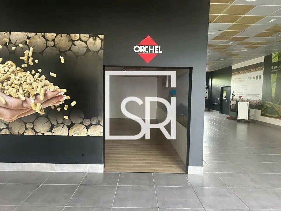 Local commercial dans Charmeil à vendre Photo principale– Image 1 sur 1