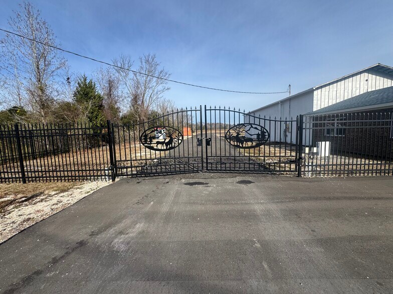 2028 Travis Rd, Columbia, NC à vendre - Photo de l’immeuble – Image 2 sur 21