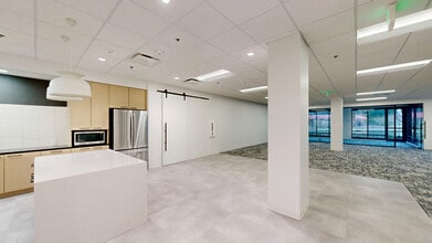 8801 JM Keynes Dr, Charlotte, NC à louer Numérisation 3D Matterport– Image 1 sur 18