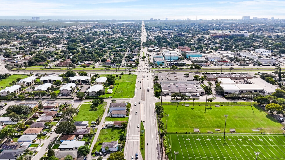 1510 S Dixie Hwy, Dania Beach, FL à louer - Photo principale – Image 1 sur 14