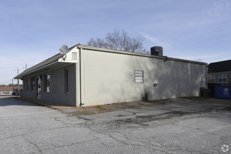 104 Miller Rd, Mauldin, SC à vendre - Photo de l’immeuble – Image 1 sur 6