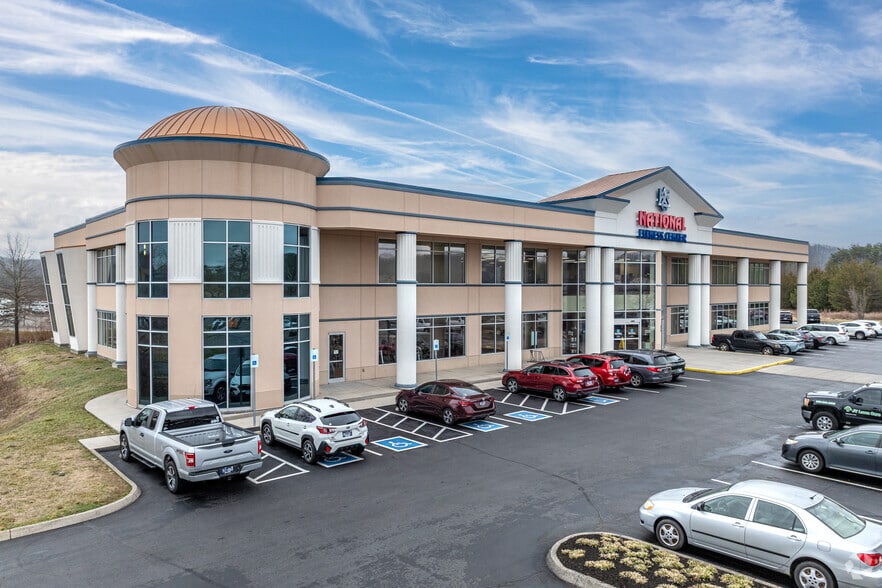 750 Briarcliff Ave, Oak Ridge, TN à louer - Photo principale – Image 3 sur 4