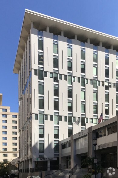 7315 Wisconsin Ave, Bethesda, MD à louer - Photo de l’immeuble – Image 1 sur 5