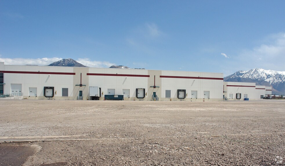 267 N Depot Dr, Ogden, UT à louer - Photo de l’immeuble – Image 2 sur 3