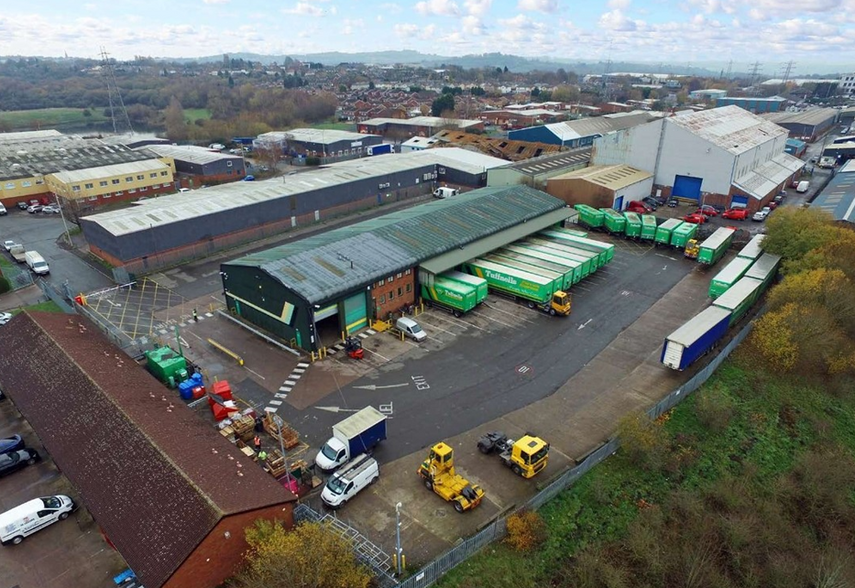 Wallows Rd, Brierley Hill à louer - Photo de l’immeuble – Image 3 sur 8