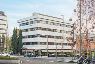 Plus de détails pour Calle López de Hoyos, 42, Madrid - Coworking à louer