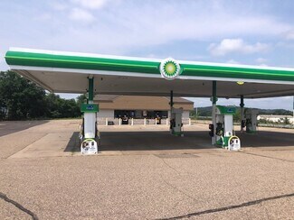 Plus de détails pour 2920 Craig Rd, Eau Claire, WI - Local commercial à vendre