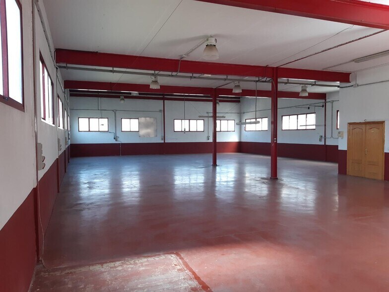 Industriel/Logistique dans Petrer, Alicante à vendre - Photo intérieure – Image 3 sur 20