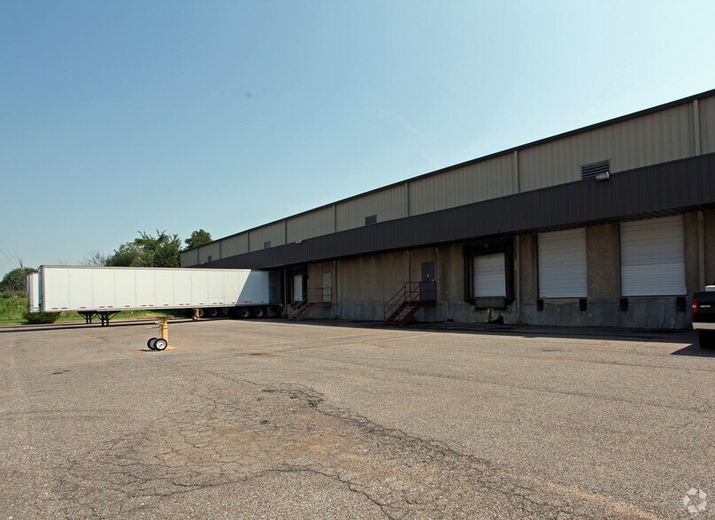 10795 Ridgeway Industrial Dr, Olive Branch, MS à louer - Photo de l’immeuble – Image 2 sur 10