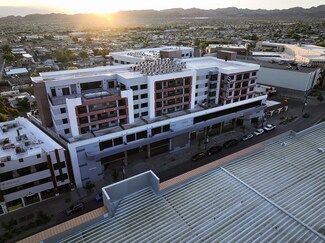 Plus de détails pour 215-219 S Water St, Henderson, NV - Bureau, Local commercial à louer