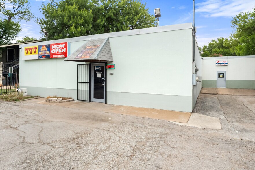 822 Fairfield Dr, Austin, TX à vendre - Photo de l’immeuble – Image 1 sur 18