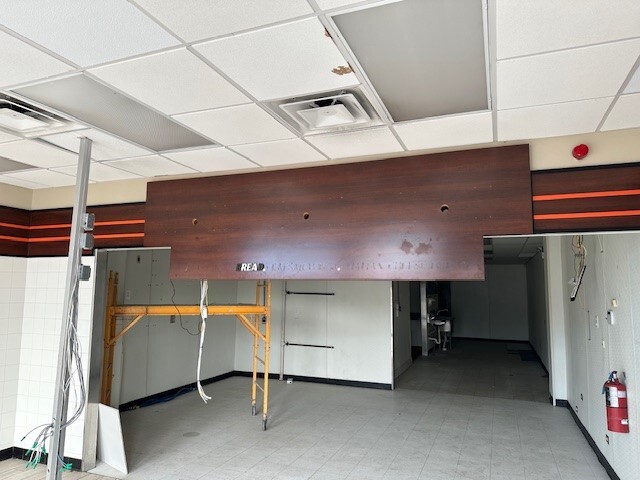 1012 N Washington St, Naperville, IL à louer - Photo de l’immeuble – Image 3 sur 6