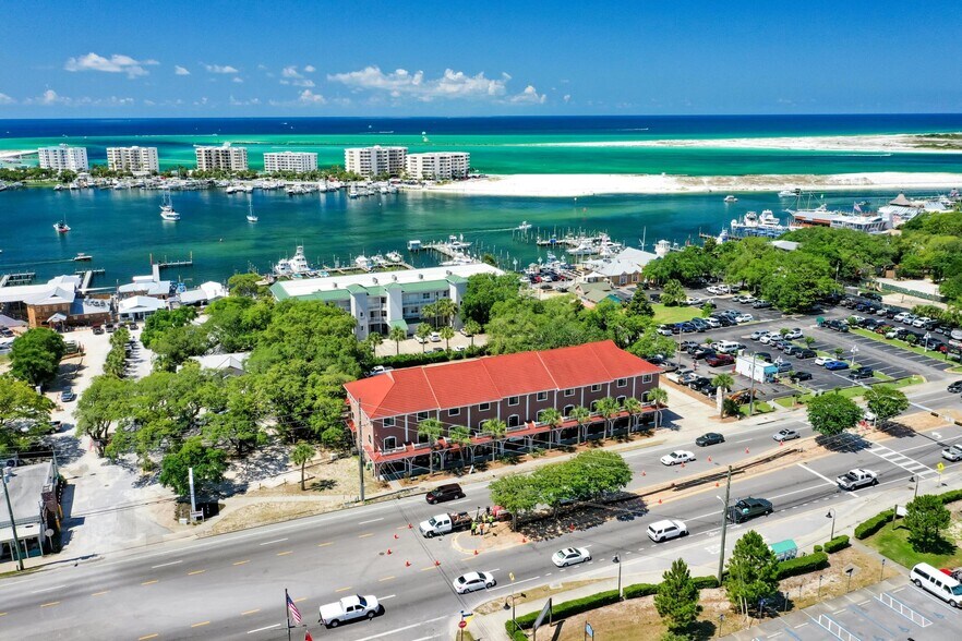 220-236 Harbor Blvd, Destin, FL à vendre - Photo de l’immeuble – Image 1 sur 28