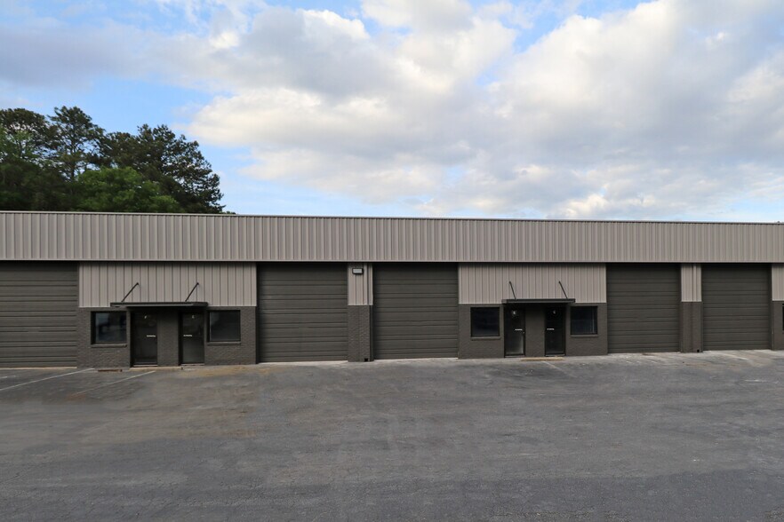 76 Bay Creek Rd, Loganville, GA à louer - Photo de l’immeuble – Image 3 sur 15