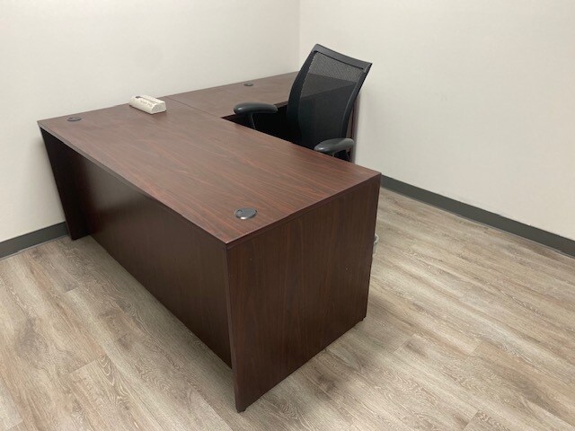 13555 Automobile Blvd, Clearwater, FL à louer - Photo de l’immeuble – Image 3 sur 23