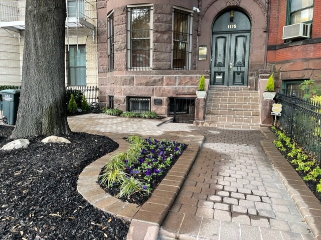 1115 Massachusetts Ave NW, Washington, DC à louer - Photo de l’immeuble – Image 1 sur 11