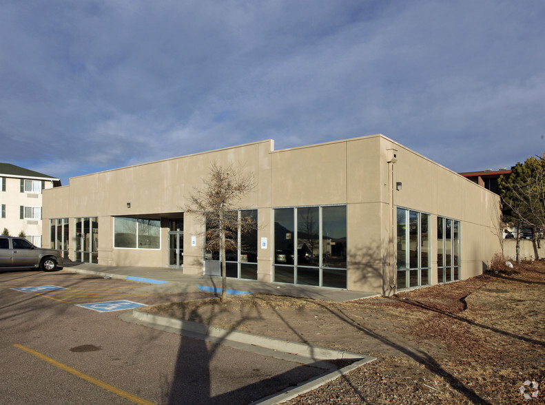 570 N Murray Blvd, Colorado Springs, CO à louer - Photo de l’immeuble – Image 1 sur 9