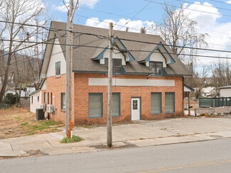 Plus de détails pour 595 N Main St, Waynesville, NC - Local commercial à vendre